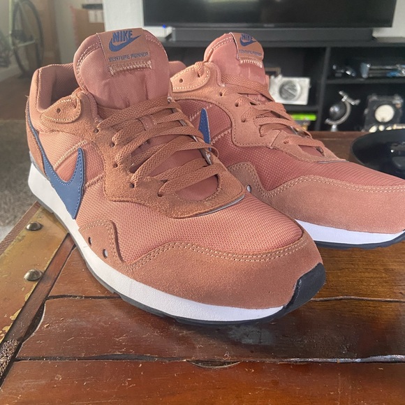 Nike venture runner size 13 - Picture 7 of 8